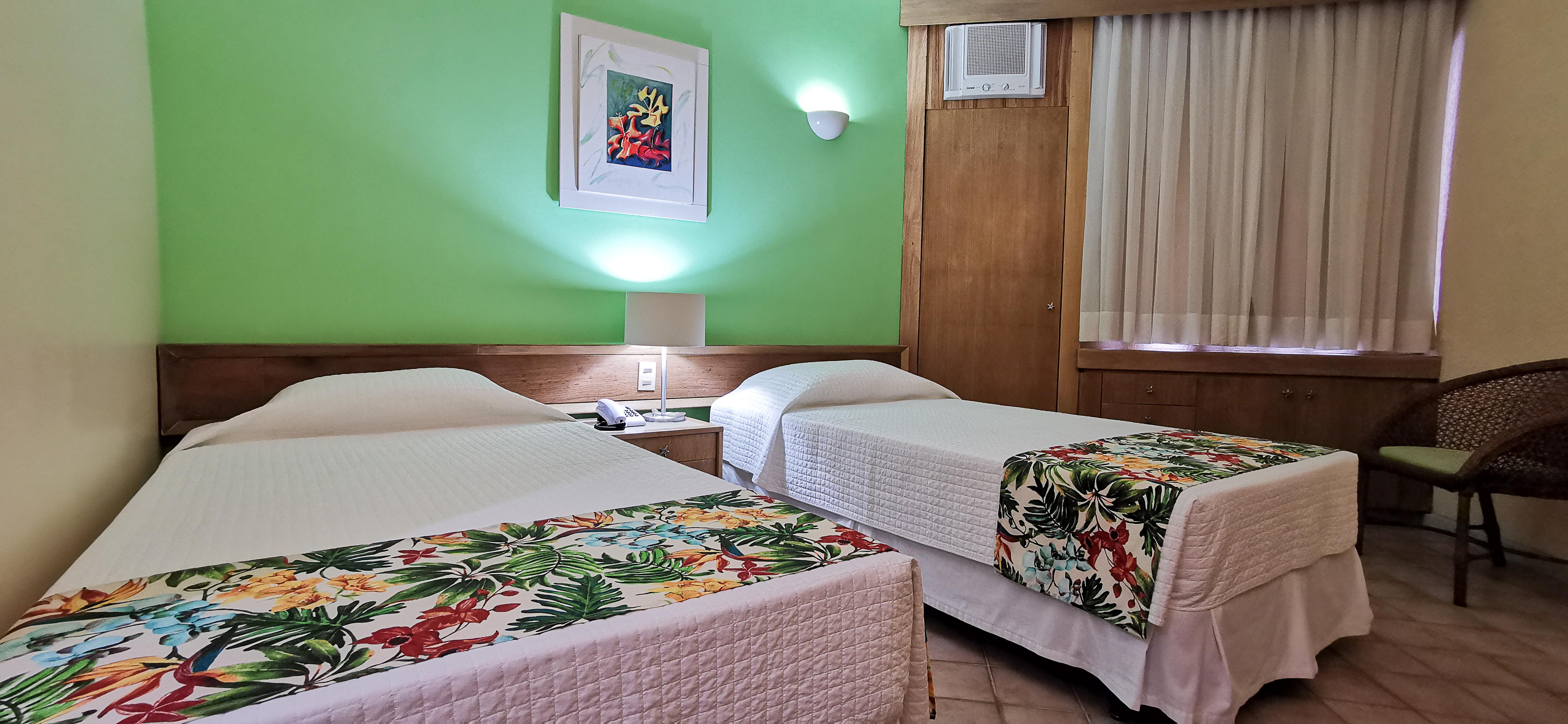 Ingleses Hotel 4*