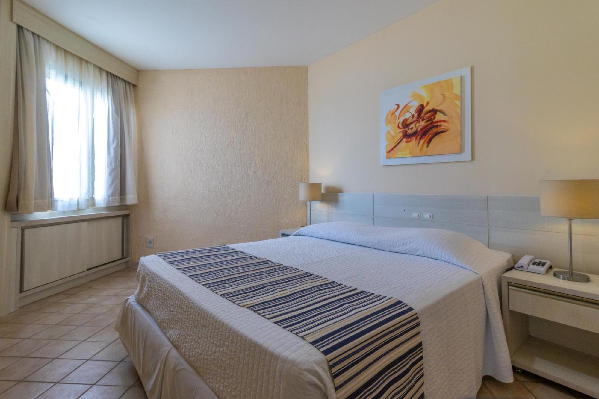 Ingleses Hotel 4*