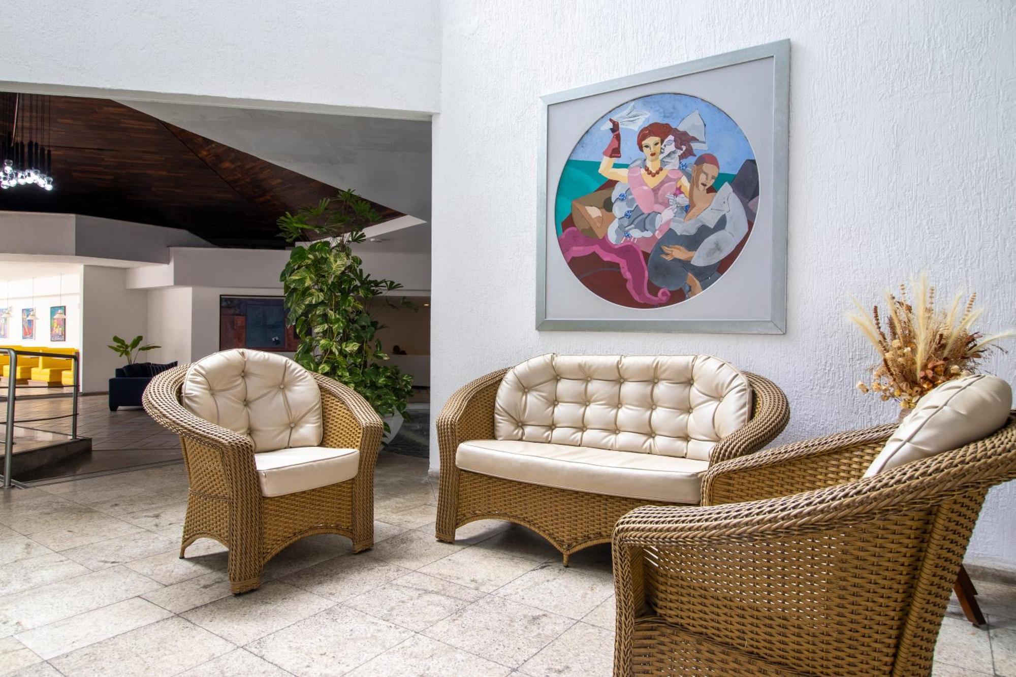 Ingleses Hotel 4*